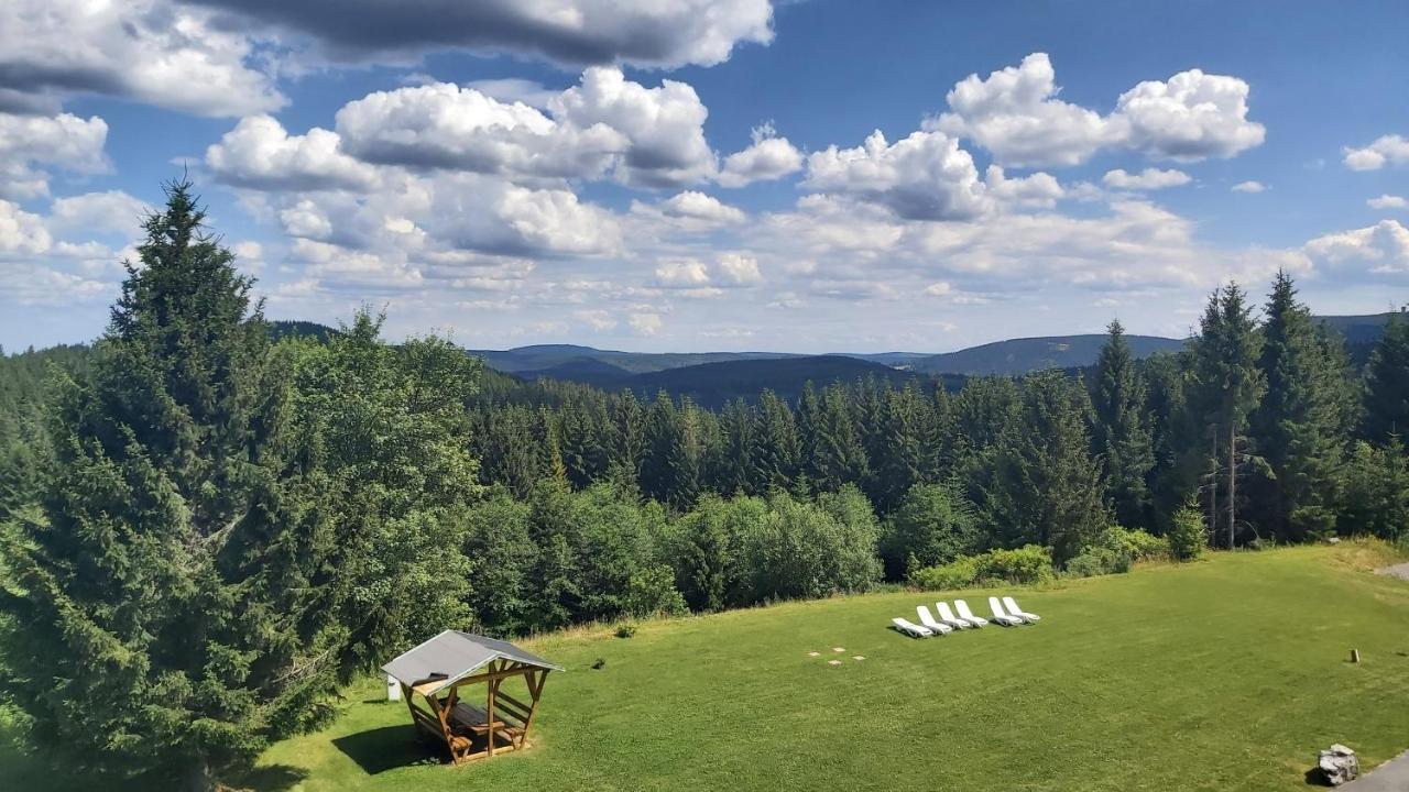 Hotel & Pension Traumblick Oberhof  Exterior photo