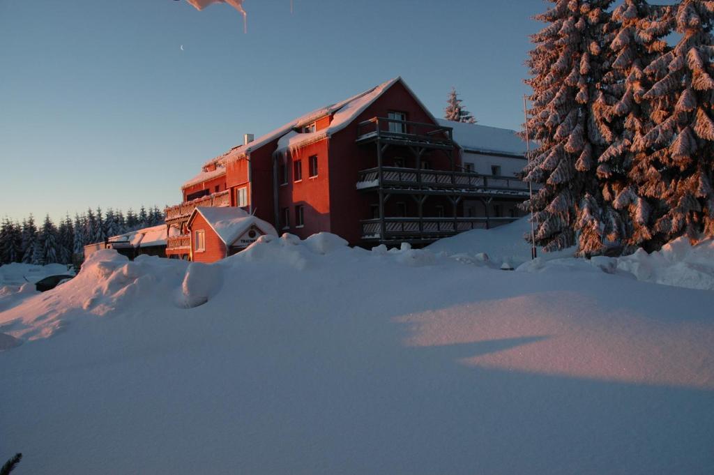 Hotel & Pension Traumblick Oberhof  Exterior photo